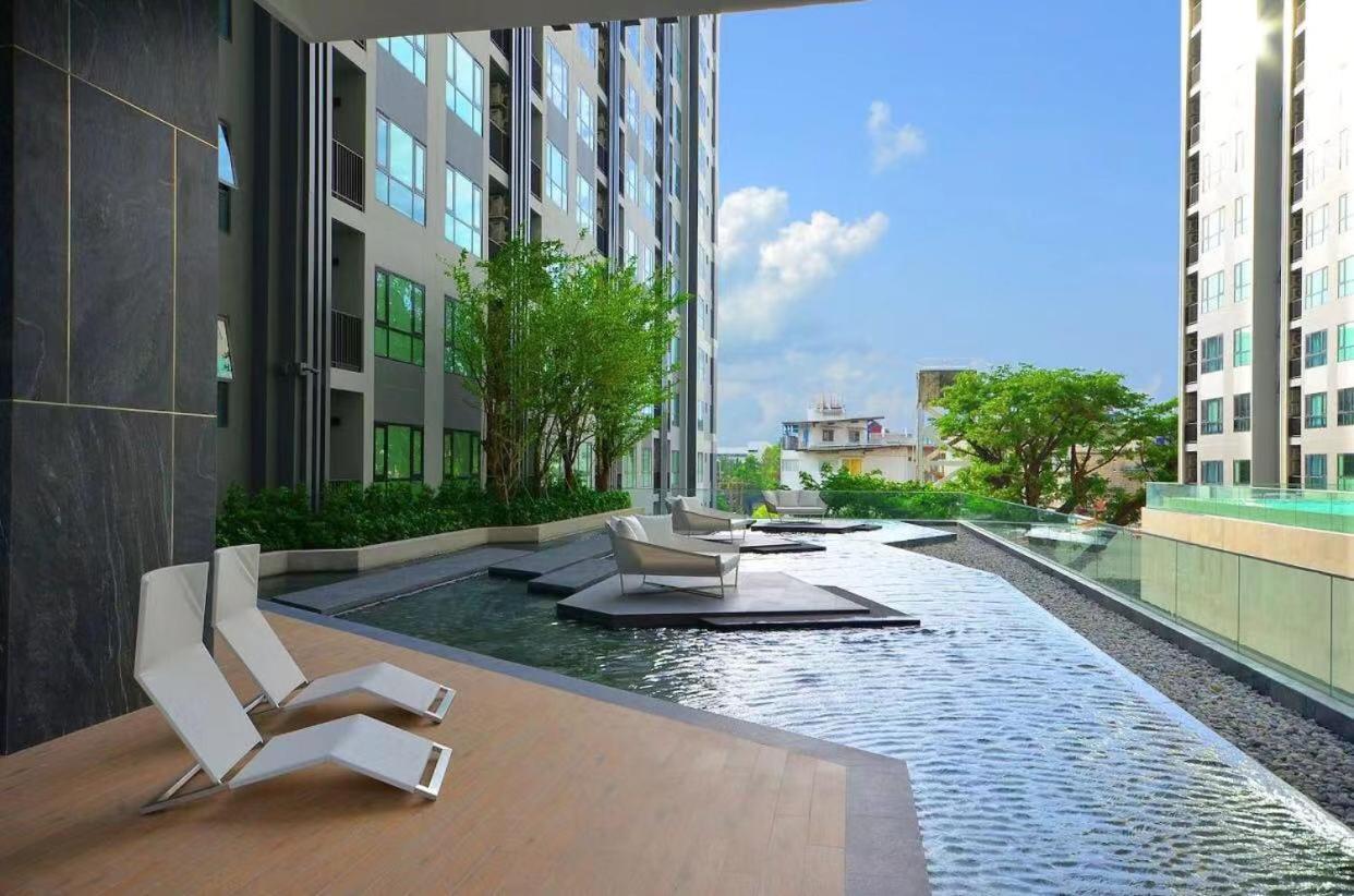 The Base Central Pattaya Seaview Exterior foto
