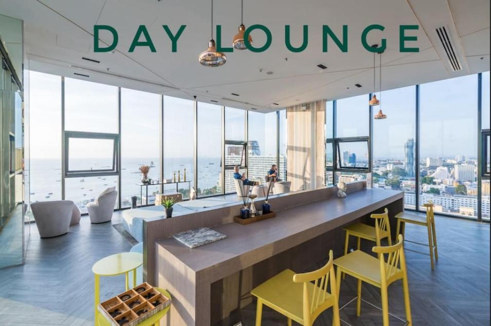 The Base Central Pattaya Seaview Exterior foto