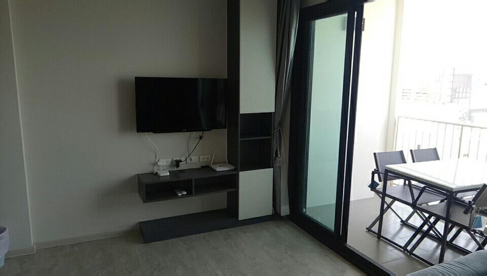 The Base Central Pattaya Seaview Exterior foto